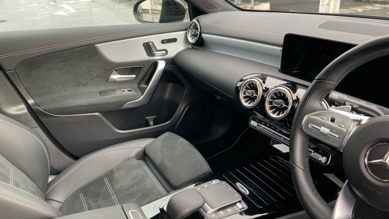 Mercedes-Benz A-Class A180d AMG Line Premium Plus Edition 5dr Auto Diesel Hatchback